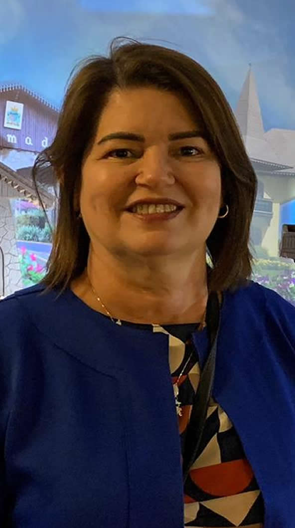Dra. Ana Paula Negreiros
